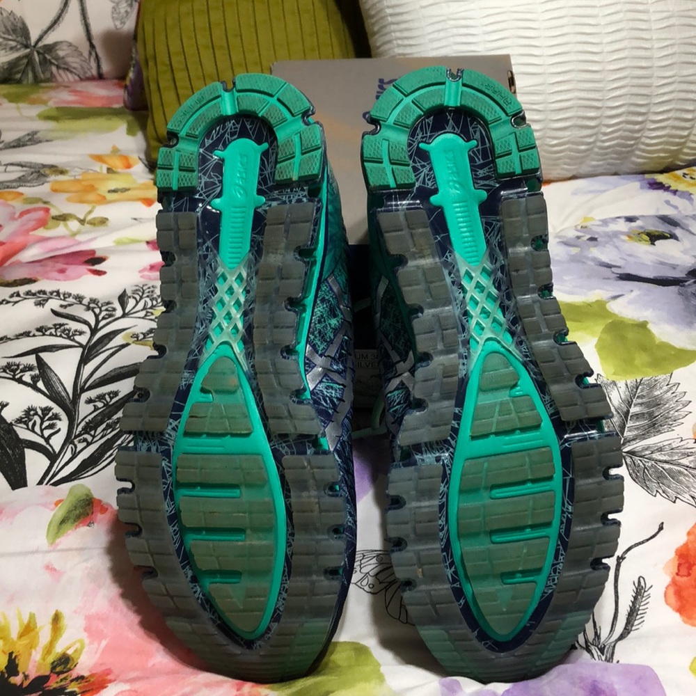 ASICS 360 - Picture 3 of 4